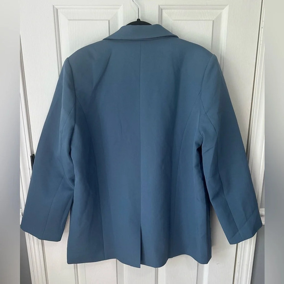 NWT Lioness Wyoming Blazer in Slate. Size Large. - Picture 5 of 7